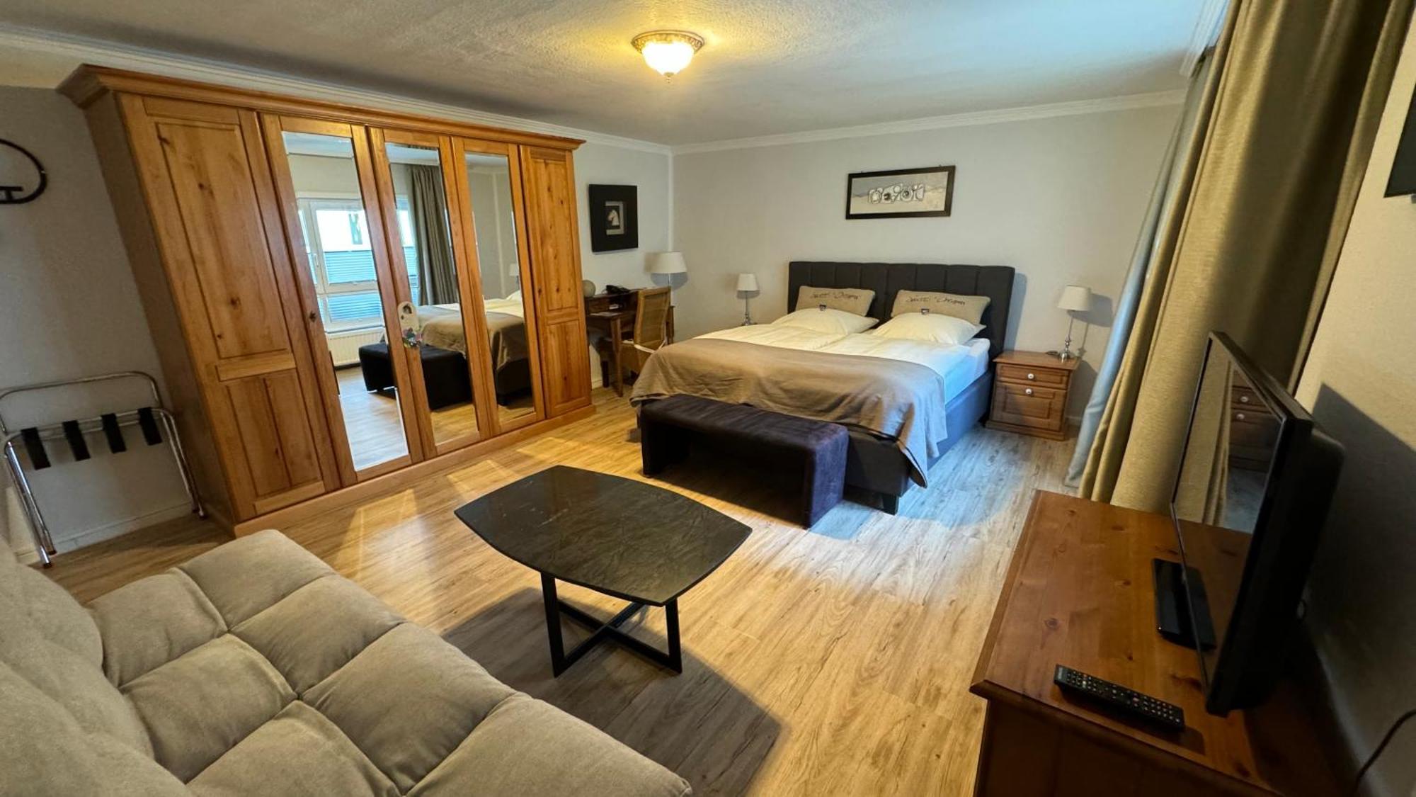 Goethe Hotel Bad Pyrmont Room photo