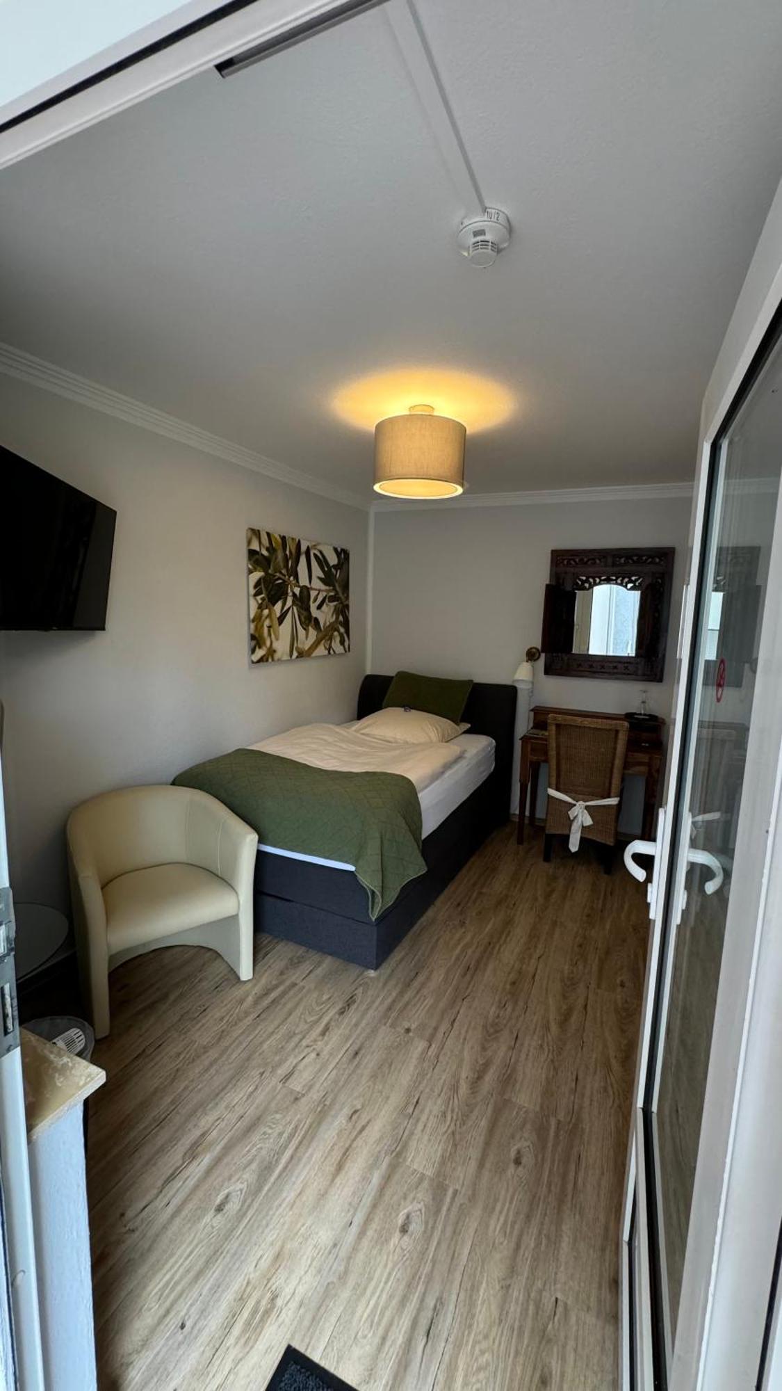 Goethe Hotel Bad Pyrmont Room photo