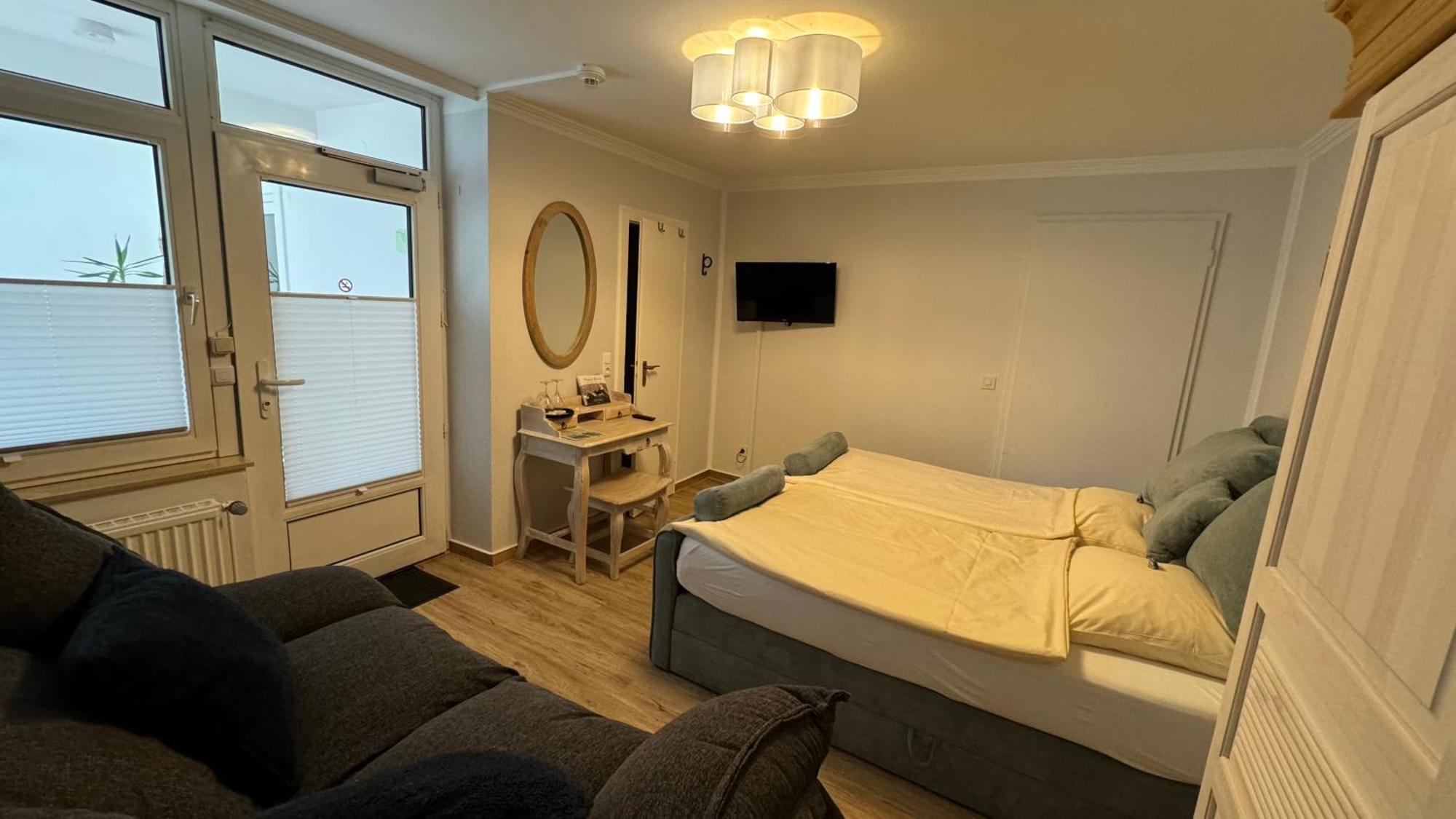 Goethe Hotel Bad Pyrmont Room photo