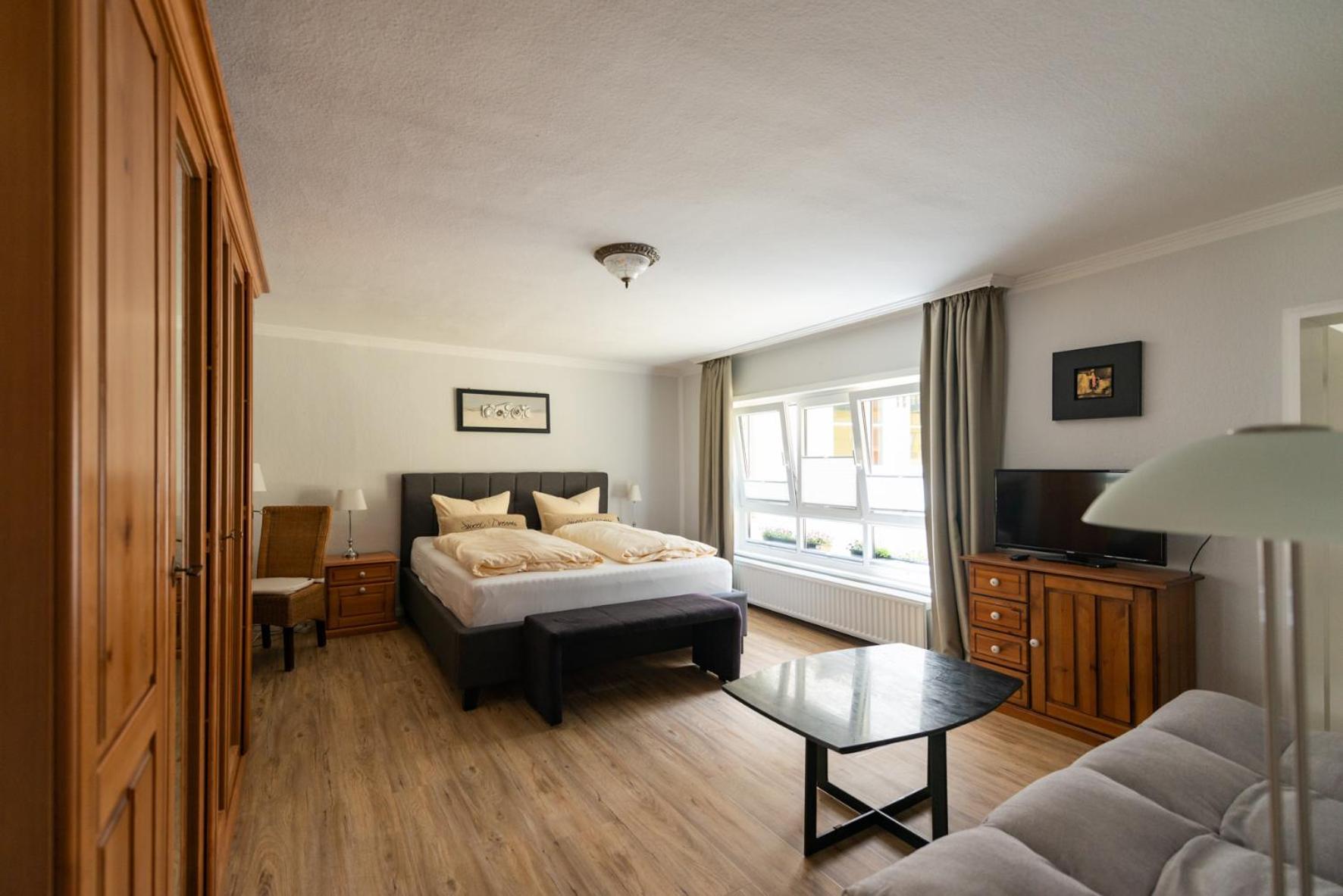 Goethe Hotel Bad Pyrmont Room photo